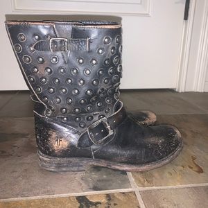 Frye boot